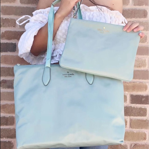 Kate Spade ♠️ Tote + Pouch - Picture 3 of 4